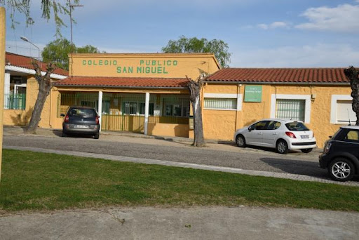 Centro San Miguel, Escuela bilingüe en Barquilla de Pinares,Cáceres