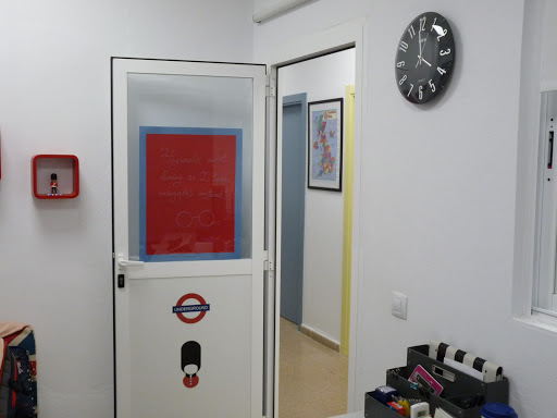 Academias de Inglés en la Linea. Lynne´s Academy, Escuela de inglés en La Línea de la Concepción,Cádiz