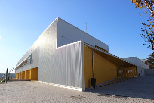 Escuela Marta Mata, Institución educativa pública en Barberà del Vallès,Barcelona