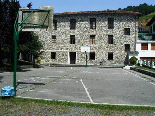 Sagrado Corazon Bera, Escuela en Bera,Navarra