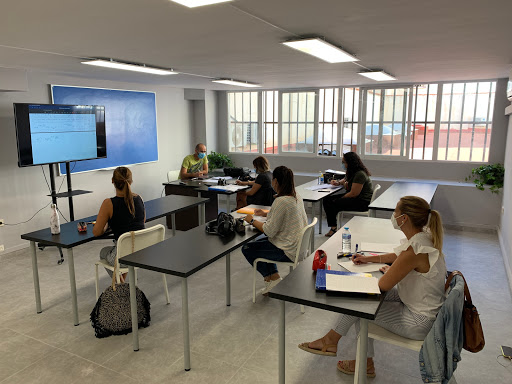 Academia Bolonia, Academia de exámenes civiles en Albacete,Albacete