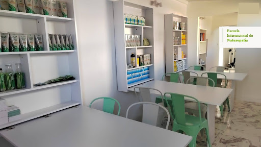 ESCUELA INTERNACIONAL DE NATUROPATIA, Escuela vocacional en Las Gabias,Granada