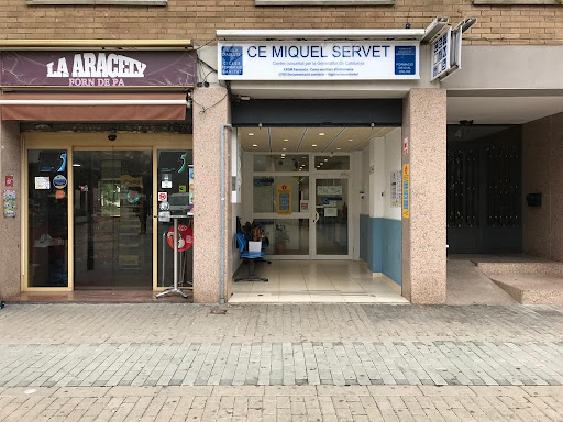 C.E. Miquel Servet - Centro Formación Profesional de Grado Superior y Medio, Escuela vocacional en L'Hospitalet de Llobregat,Barcelona