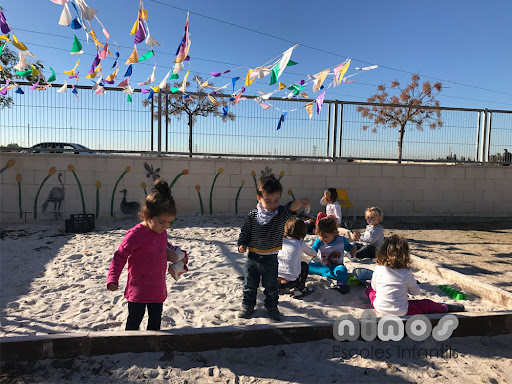 Ninos Escola Infantil Municipal de Meliana, Centro de cuidado diurno en Meliana,Valencia