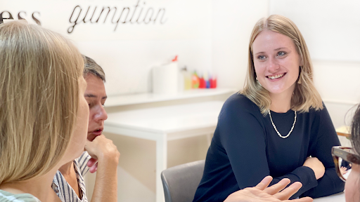 TRAINING Formació per e empreses (Idiomes & Coaching), Escuela de idiomas en Breda,Girona