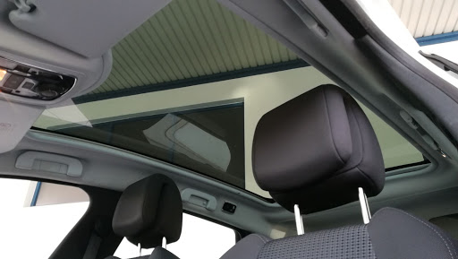 Villamotor Valdeorras, Taller de carrocería de automóviles en Vilamartín de Valdeorras,Ourense