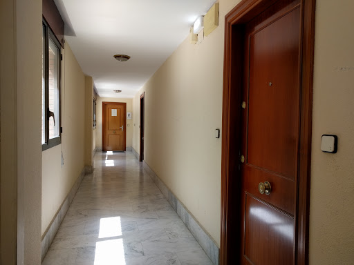 Virginia Lyons English Centre, Escuela de idiomas en Huesca,Huesca