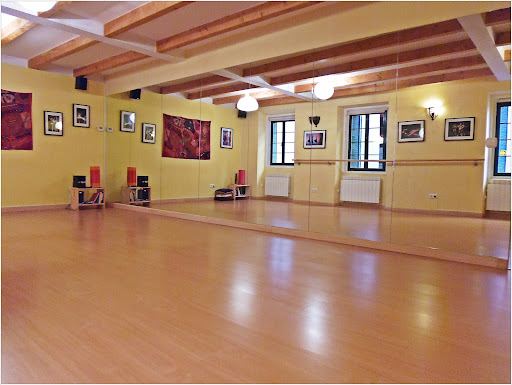 Devadasi Dance Studio, Escuela de baile en San Lorenzo de El Escorial,Madrid