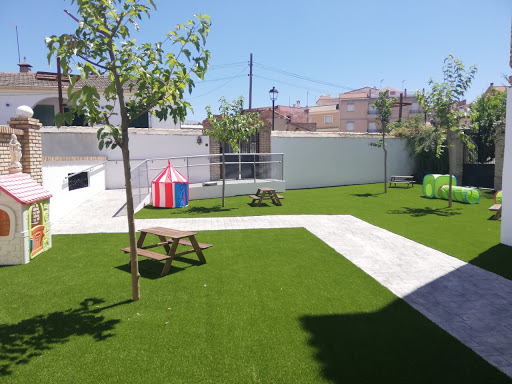 Centro Infantil Parque De Los Soles, Centro de guardería en Alhendín,Granada