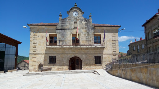 Ayuntamiento de Canicosa de la Sierra, Ayuntamiento en Canicosa de la Sierra,Burgos