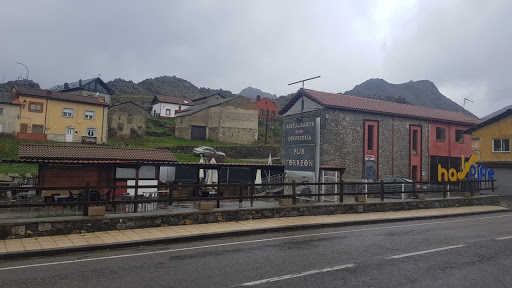 Half Pipe Shop, Tienda de snowboard en Puebla de Lillo,León