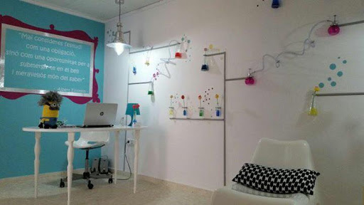Mini Einsteins. Centre d'aprenentatge lúdic-bilingüe, Servicio de tutoría en Oliva,Valencia