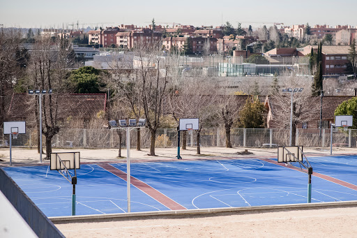 Instituto Veritas, Escuela Autónoma en Pozuelo de Alarcón,Madrid