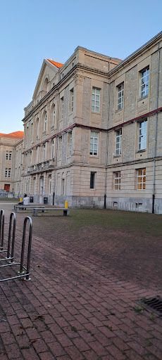 Elurreta eraikina, Escuela en Vitoria-Gasteiz,Álava