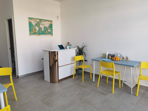 Academia Robolab, Escuela de capacitación en computadora en Torre del Mar,Málaga