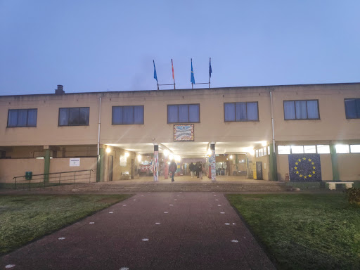 IES Llanera, Escuela secundaria en Posada de Llanera,Asturias