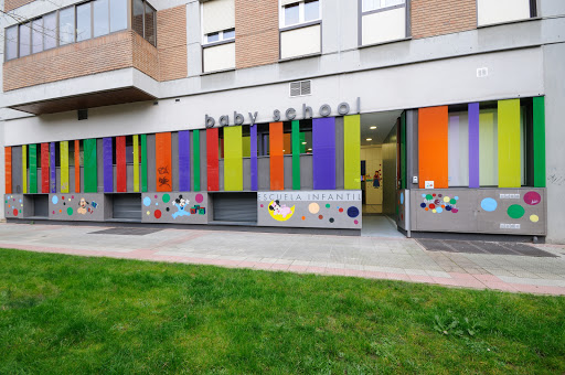 School Baby School Children, Escuela en Pamplona,Navarra