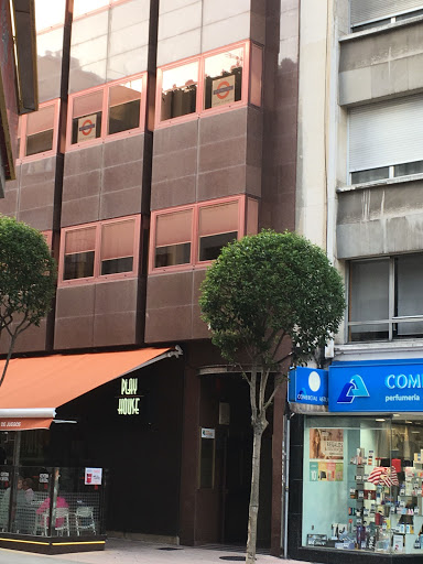 Academia Notting Hill School Of English, Escuela de idiomas en Oviedo,Asturias