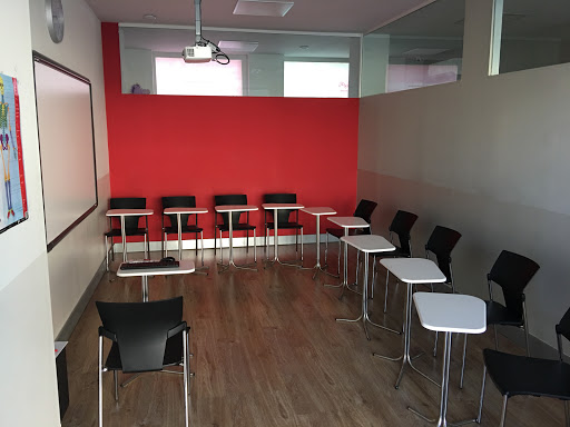 Academias de inglés English in Action 2, Escuela de idiomas en Alcorcón,Madrid