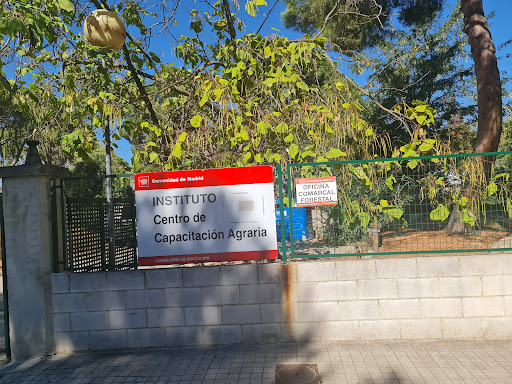 I.E.S. Agricultural Training Center, Escuela en Villaviciosa de Odón,Madrid