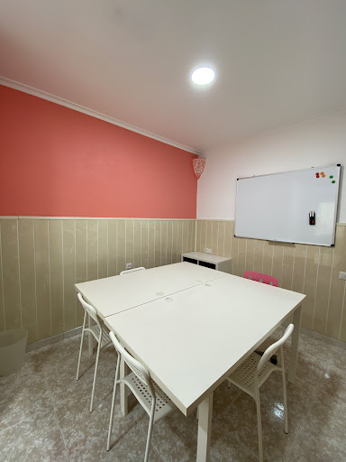 TresE, Escuela abarrotada en Murillo de Río Leza,La Rioja
