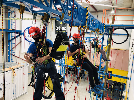 GRAVITAT FORMACIÓ IRATA-GWO, Centro de entrenamiento en Montcada i Reixac,Barcelona