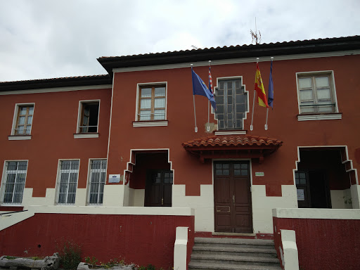 Colegio Rural Agrupado La Coroña Torazo, Escuela en Torazu,Asturias