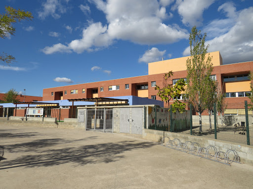 AMPA Ernest Lluch Abrera, Escuela en Abrera,Barcelona