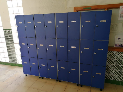 Taquirent, Escuela secundaria en Coín,Málaga