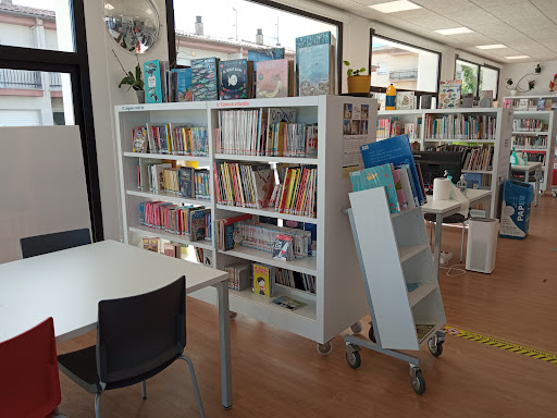 Biblioteca Neus Català, Biblioteca Pública en Sant Julià de Ramis,Girona