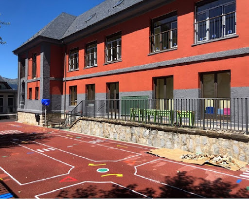 Escòla Loseron, Escuela en Arties,Lleida