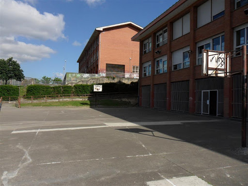 Albiz herri eskola, Institución educativa pública en Sestao,Bizkaia