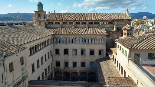 Colegio Nuestra Señora de Montesión, Escuela charter en Palma,Baleares