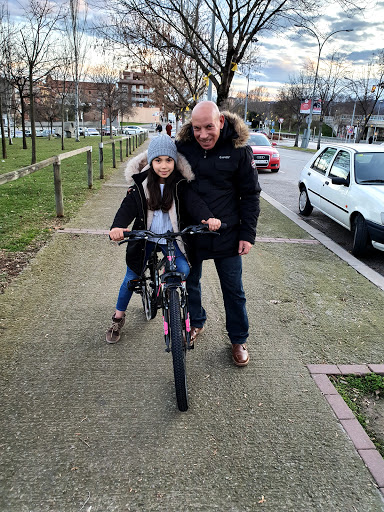 Institut Escola Marta Mata, Institución educativa pública en Torelló,Barcelona