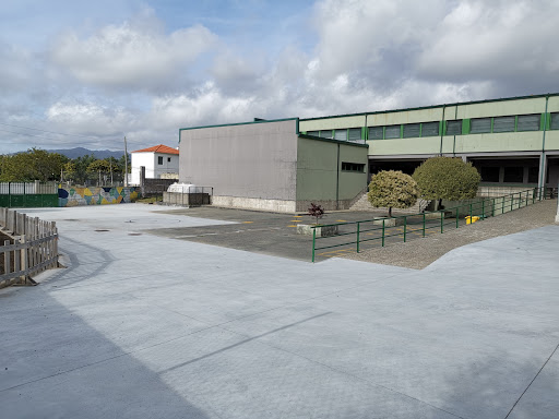 Colexio de Ensino Primario de Sabarís, Institución educativa pública en O Xuncal,Pontevedra