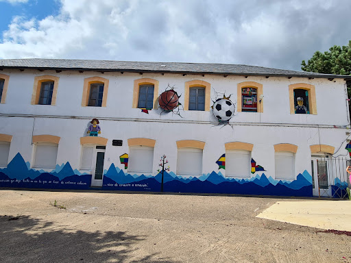 Colegio público Manuel Nicolas, Centro educativo en Folgoso de la Ribera,León