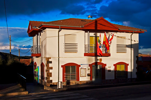 Ayuntamiento de Manzanal del Barco, Ayuntamiento en Manzanal del Barco,Zamora