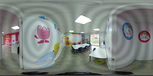 KidsBrain School Irun - Academia de inglés para niños, Escuela en Irun,Gipuzkoa