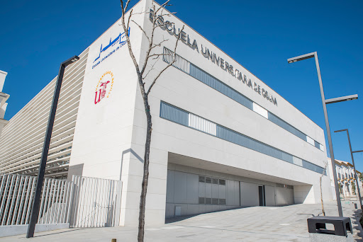 Edificio CREAR - Escuela Universitaria de Osuna, Universidad en Carrión de los Céspedes,Sevilla