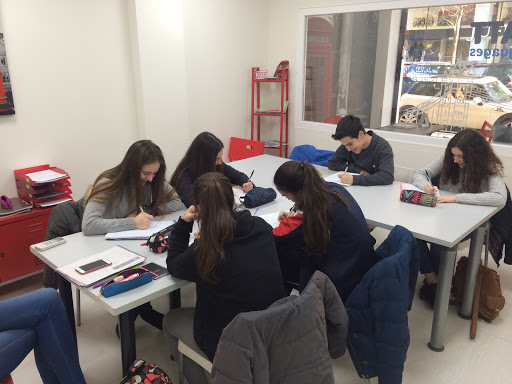 Moffatt languages, Escuela de inglés en Zaragoza,Zaragoza