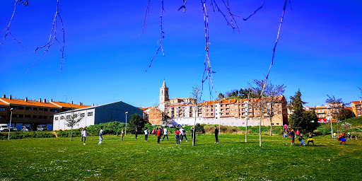 Colegio Nuestra Señora Del Sagrario, Parque en Navarrete,La Rioja