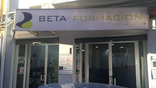 Beta Formación I Academia de Inglés, Oposiciones, Mitjà, Torrent (Valencia), Escuela vocacional en Torrent,Valencia