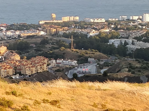 Loma de las Cabrillas S.L., Escuela de Negocios en Ojén,Málaga