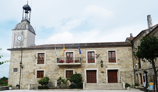 Concello de Pantón, Ayuntamiento en Ferreira de Pantón,Lugo