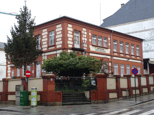 Colexio público Quiroga Ballesteros, Institución educativa pública en Lugo,Lugo