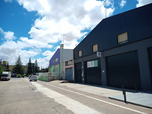 Afitnity Training Box, Fitness Center en Santa Marta de Tormes,Salamanca