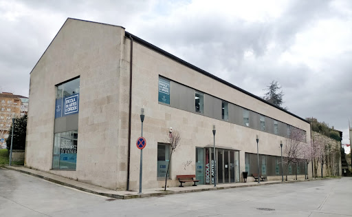 Escola Municipal de Idiomas de Ourense, Escuela en Ourense,Ourense