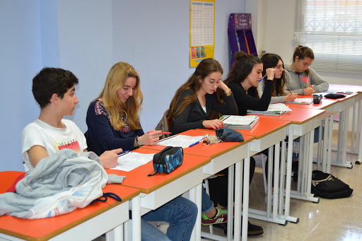 Hallo Idiomes, Escuela de idiomas en Tarragona,Tarragona