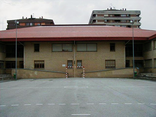 Public school Iturrama, Institución educativa pública en Pamplona,Navarra