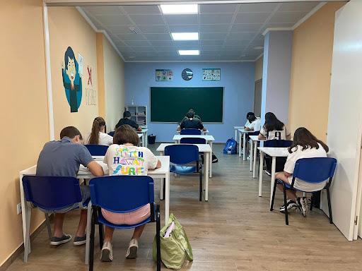 Anna Apoyo Escolar, Servicio de tutoría en Manzanares,Ciudad Real